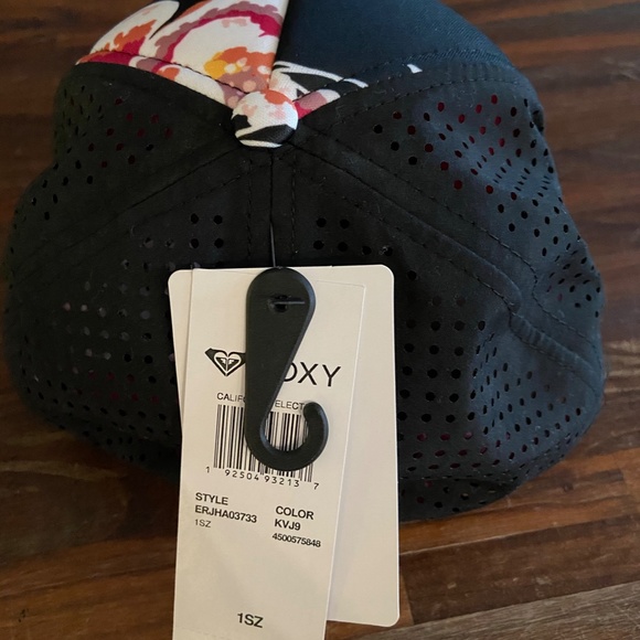 Women’s Roxy Trucker Cap - Picture 3 of 3